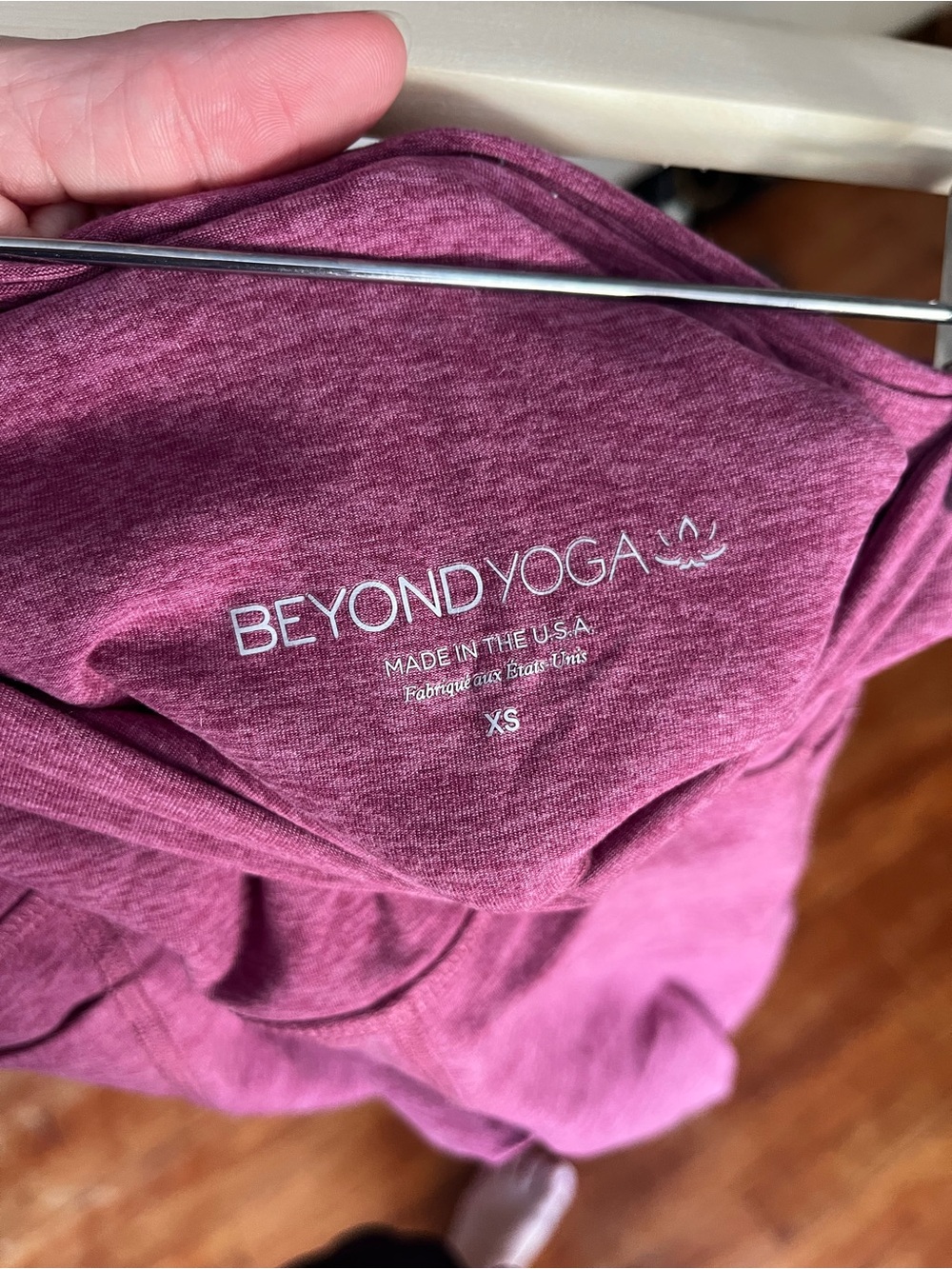 Beyond Yoga xs High-Waist Leggings in Magenta Heather - Picture 3 of 3